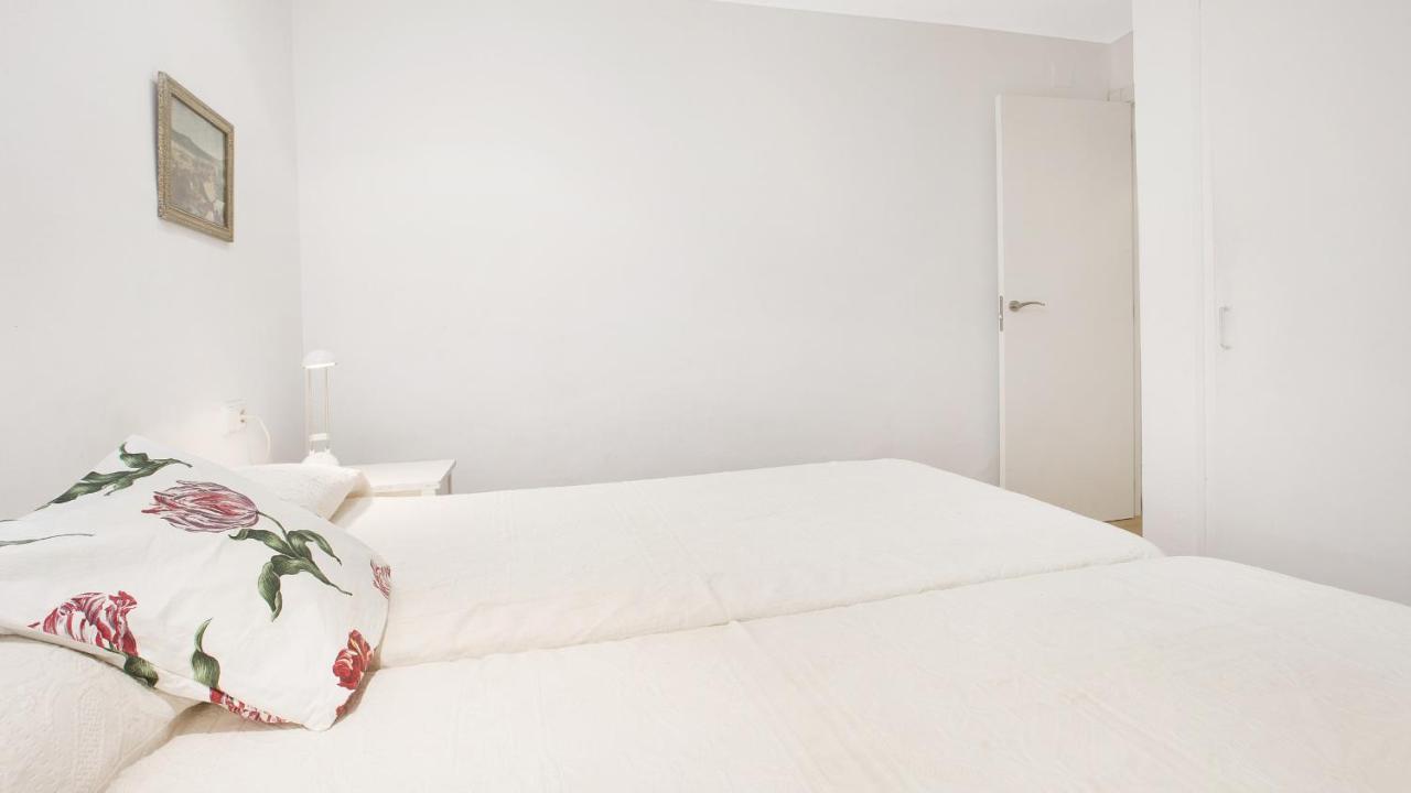 Apartamentos Ancora Льяфранк Екстер'єр фото